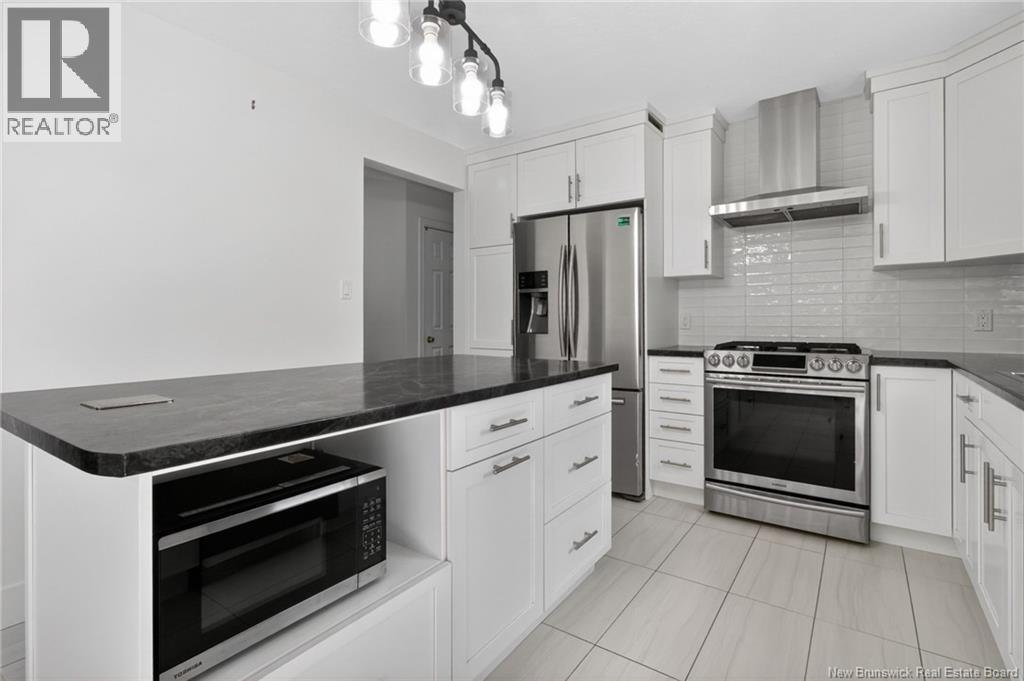 208 Columbus - 19