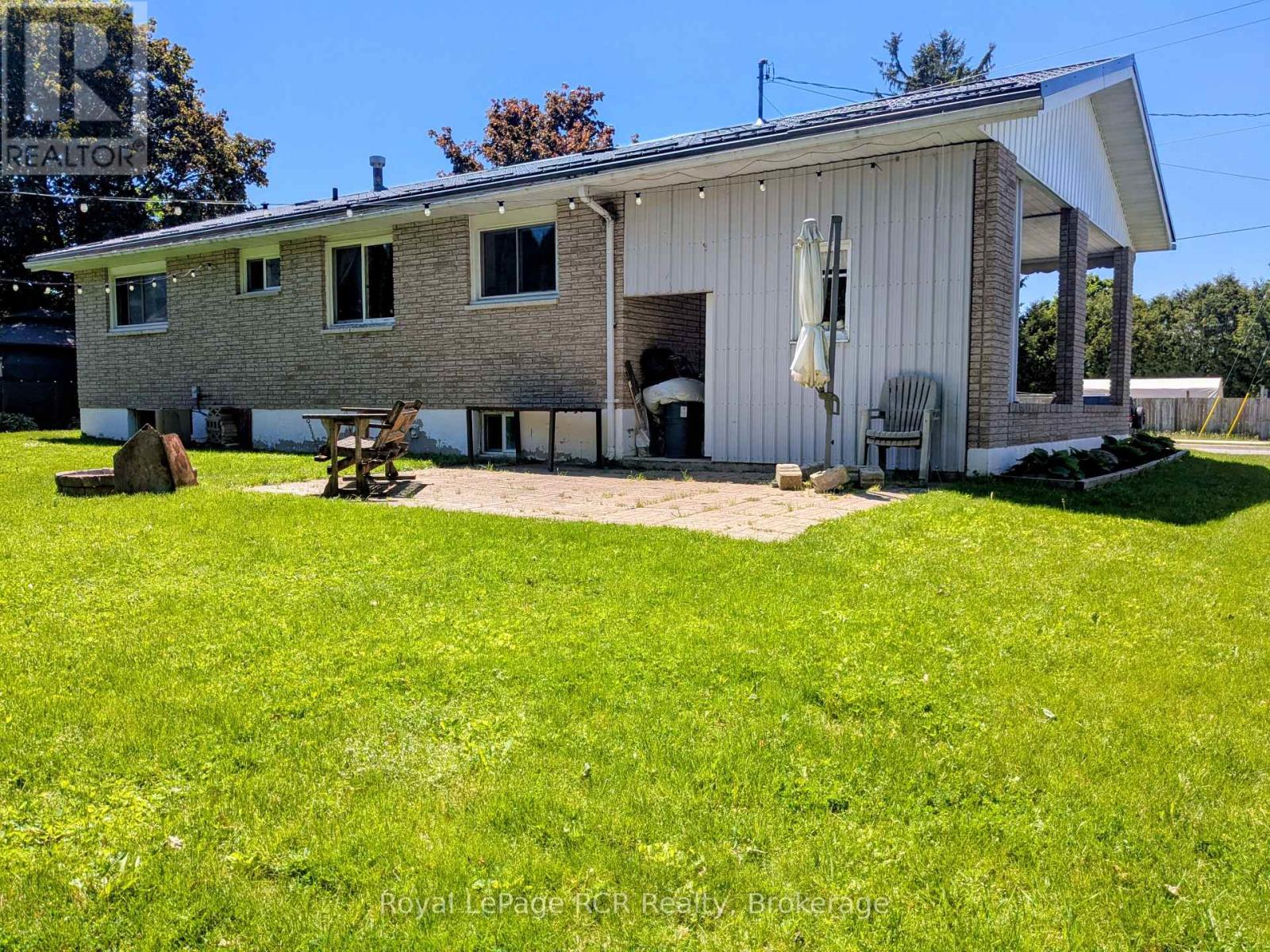 551 15TH AVENUE - 4