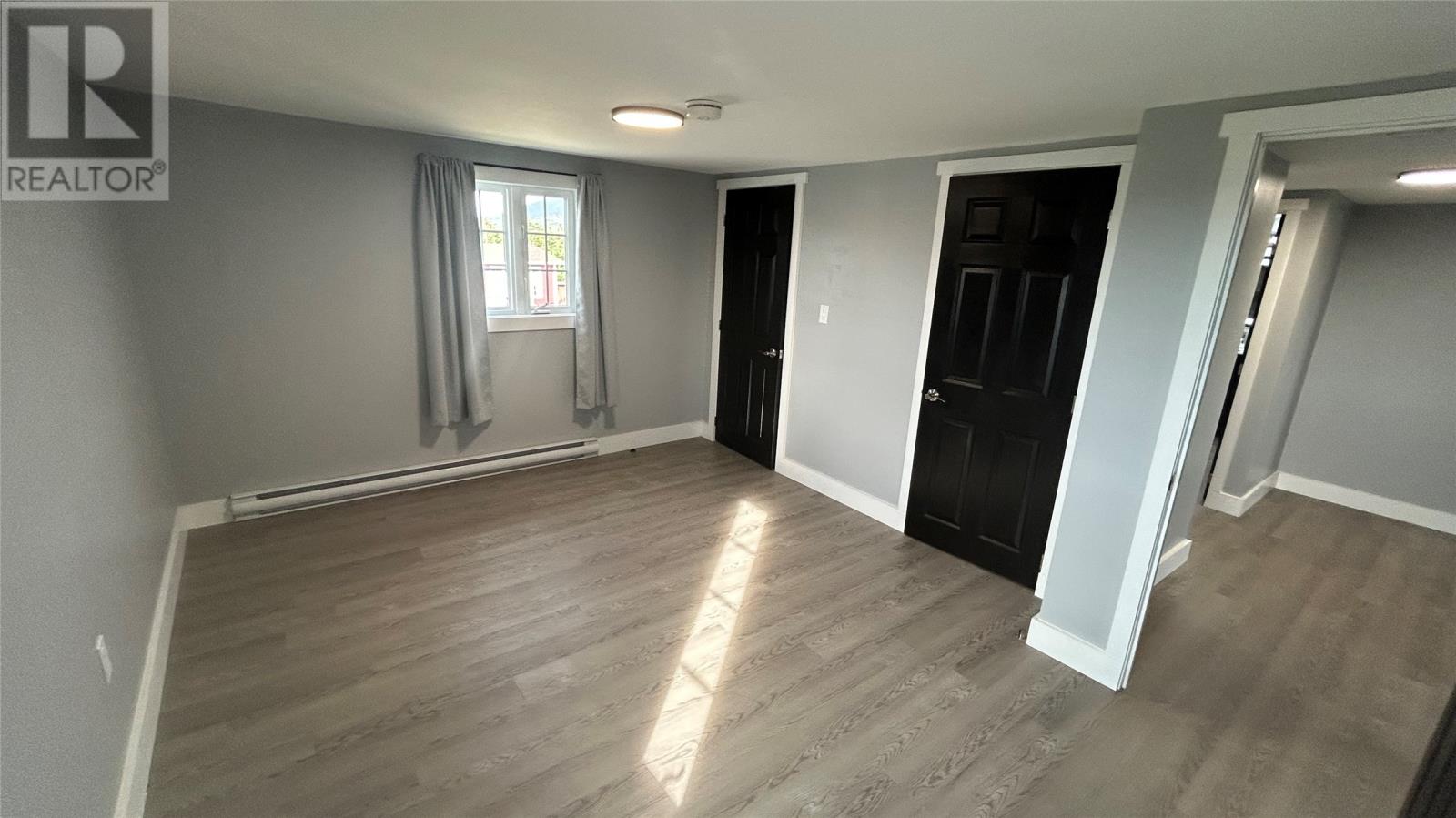 4 Spruce Drive - 23