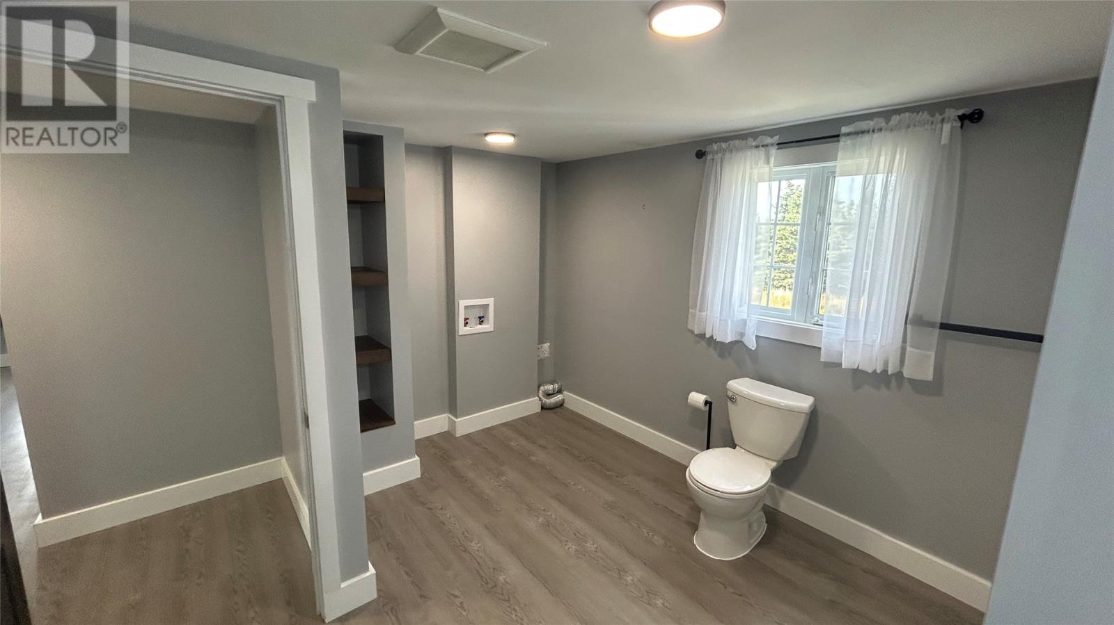 4 Spruce Drive - 27