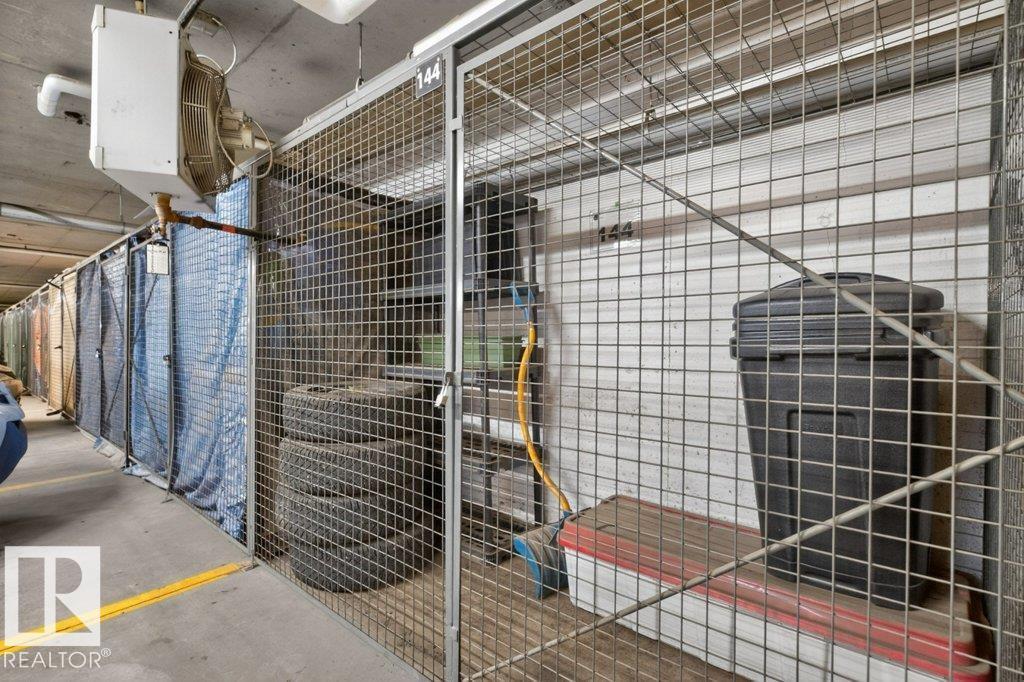 #414 2584 ANDERSON WY SW - 28