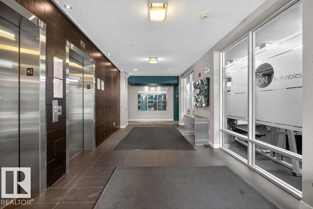 #414 2584 ANDERSON WY SW - 32