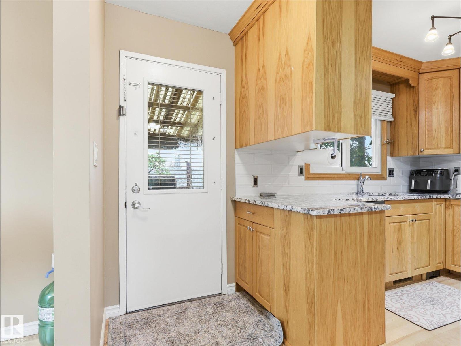 3548 65 ST NW - 15