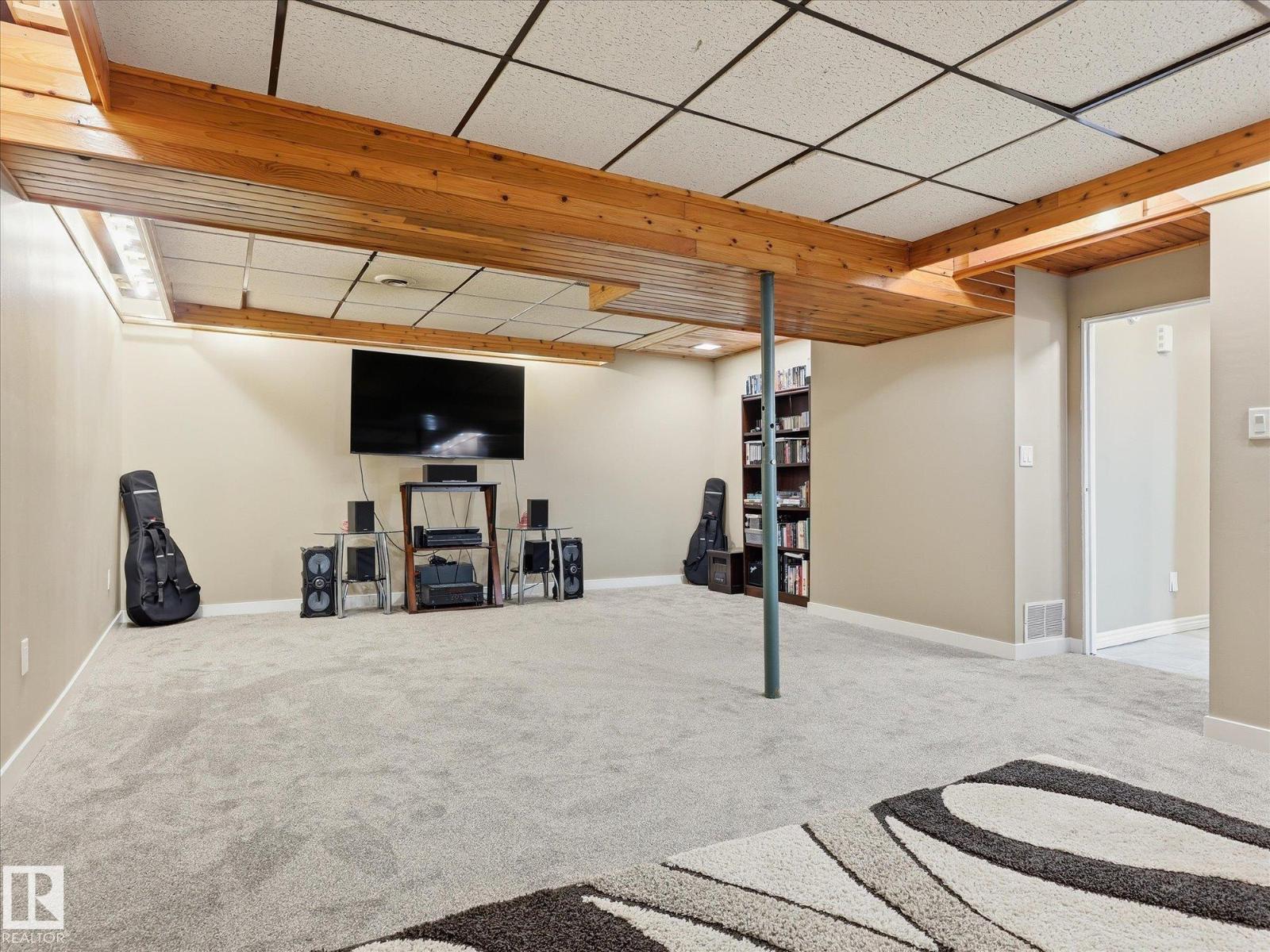 3548 65 ST NW - 24