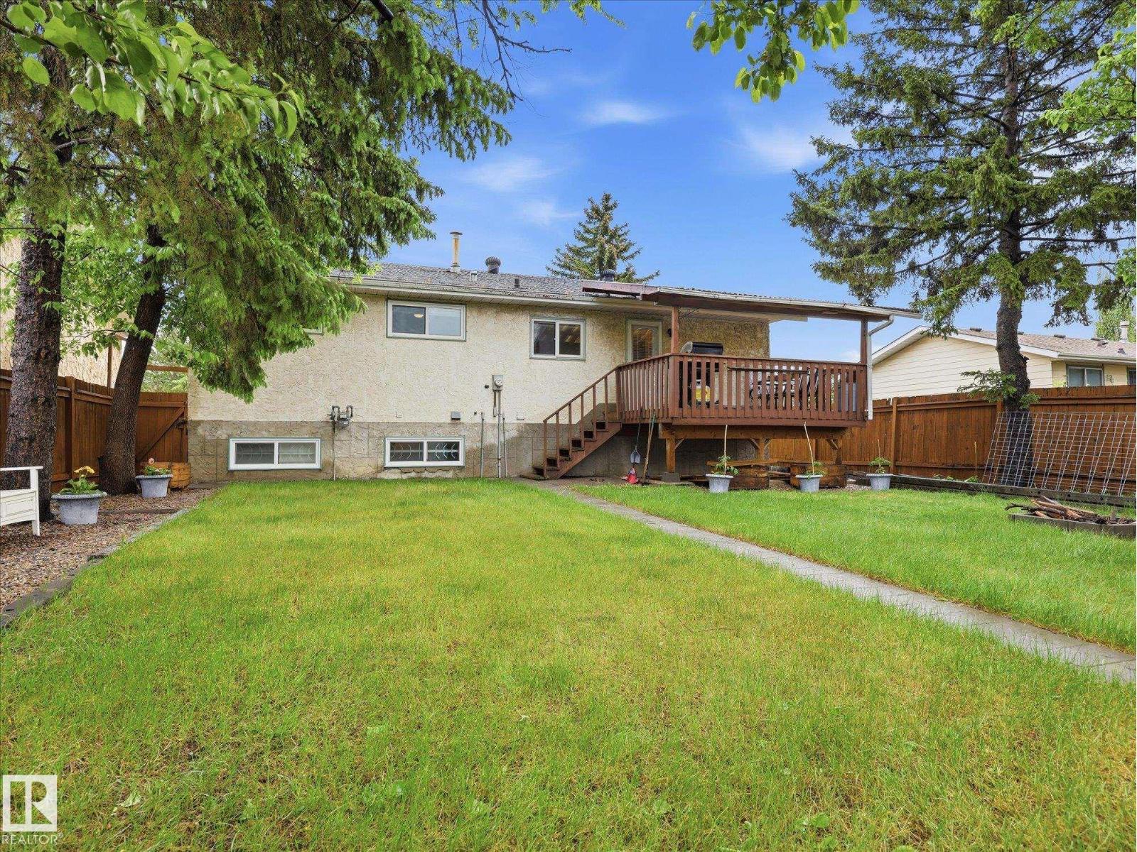 3548 65 ST NW - 32