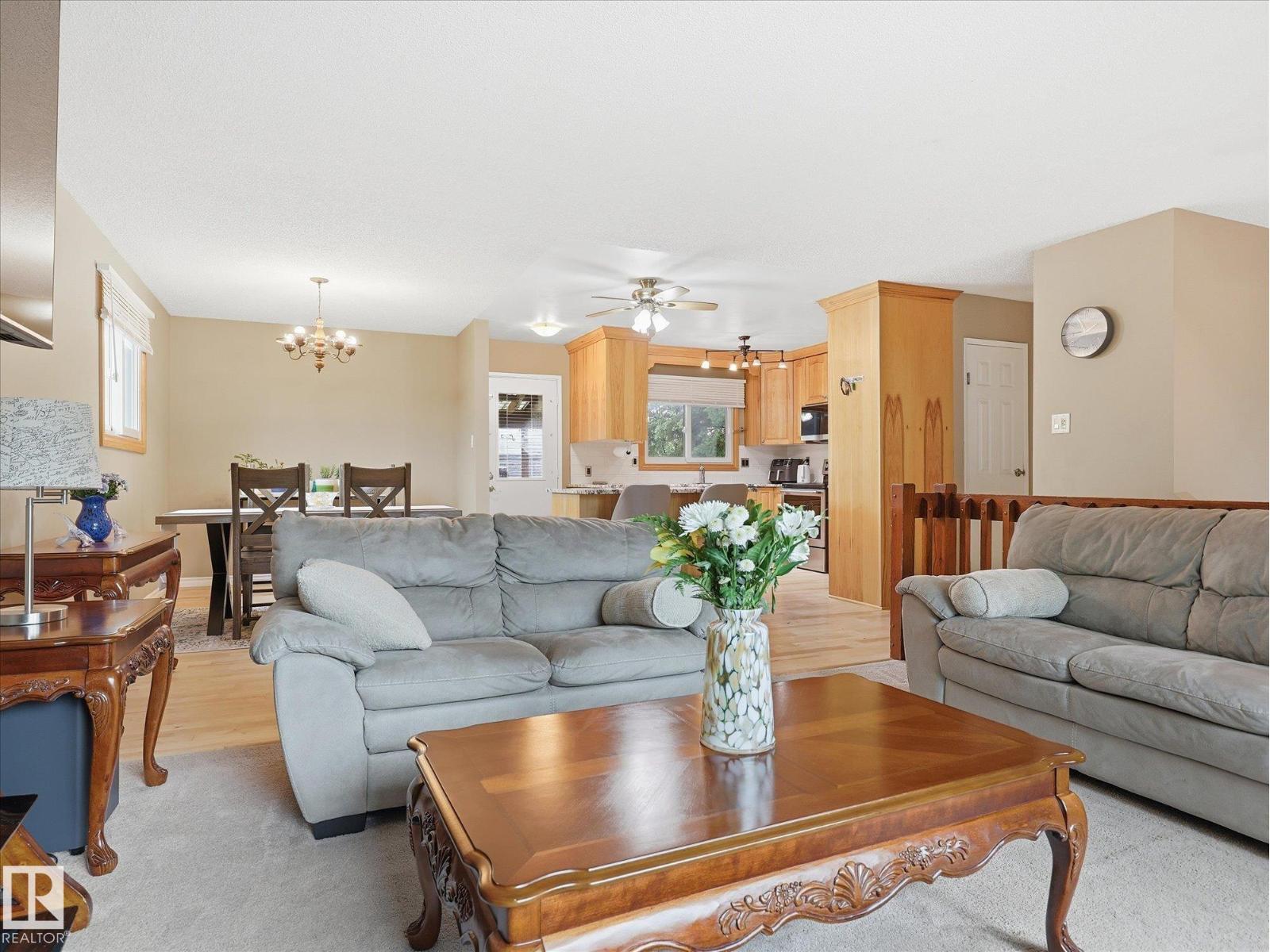3548 65 ST NW - 9
