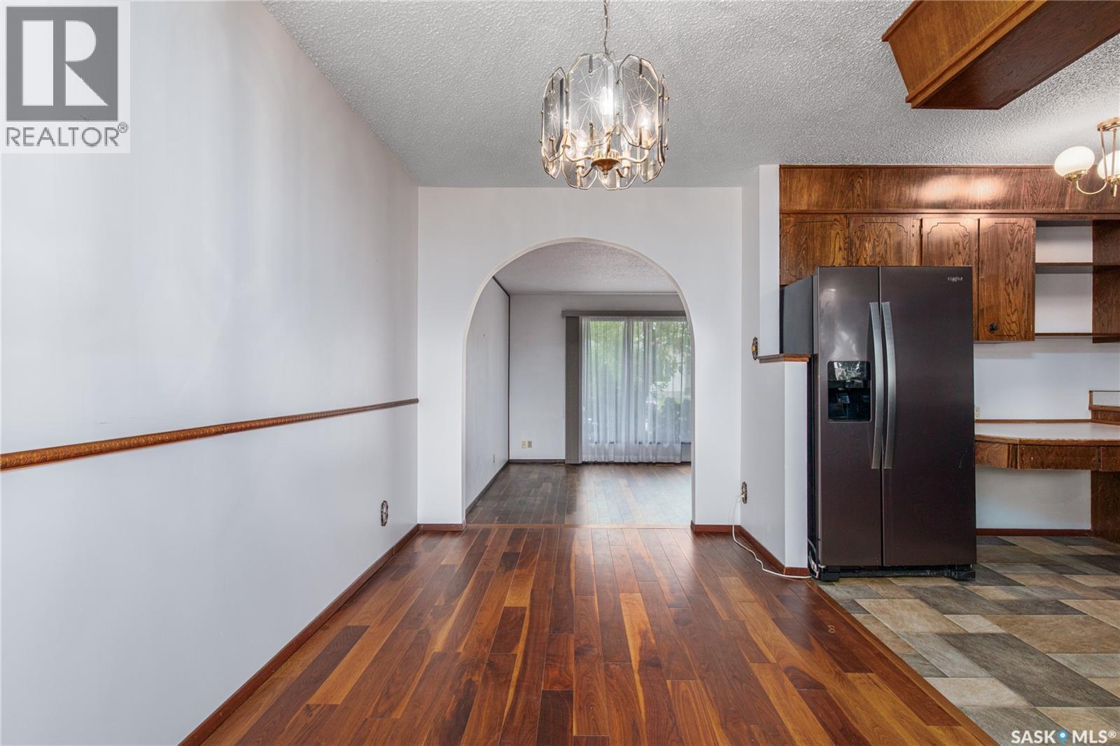 1229 Pascoe DRIVE W - 13