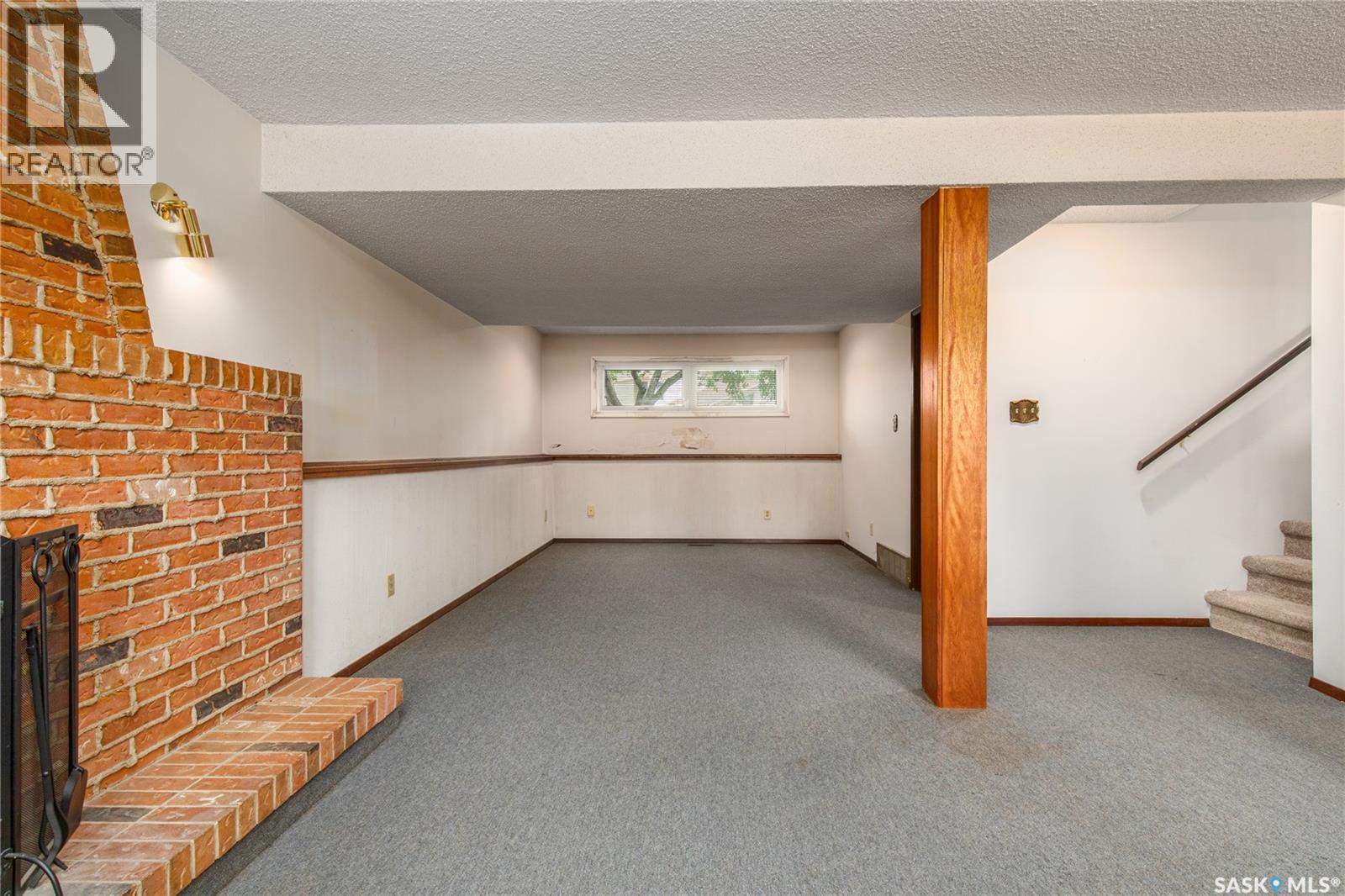 1229 Pascoe DRIVE W - 29