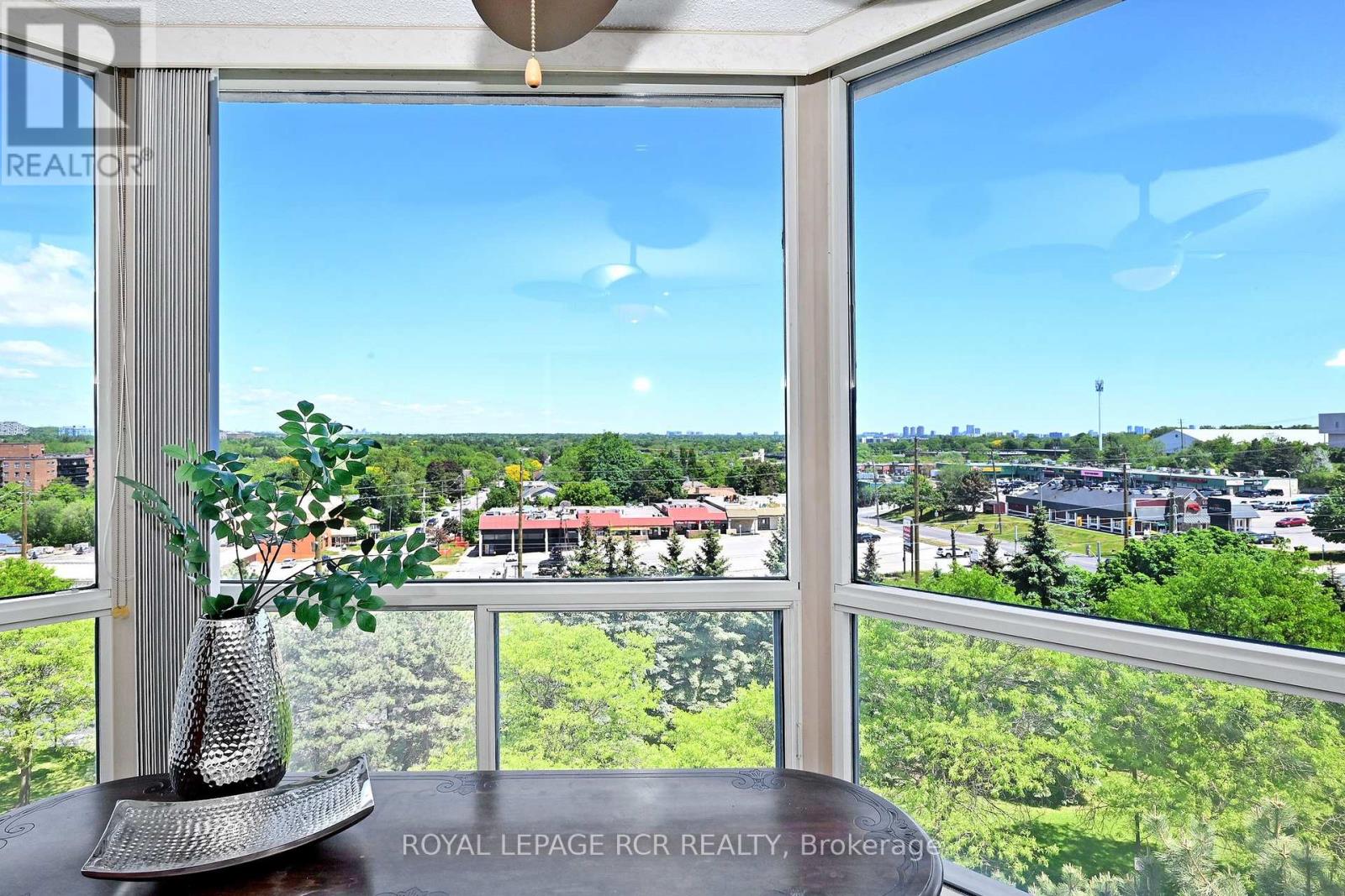 #706 7300 YONGE STREET - 17