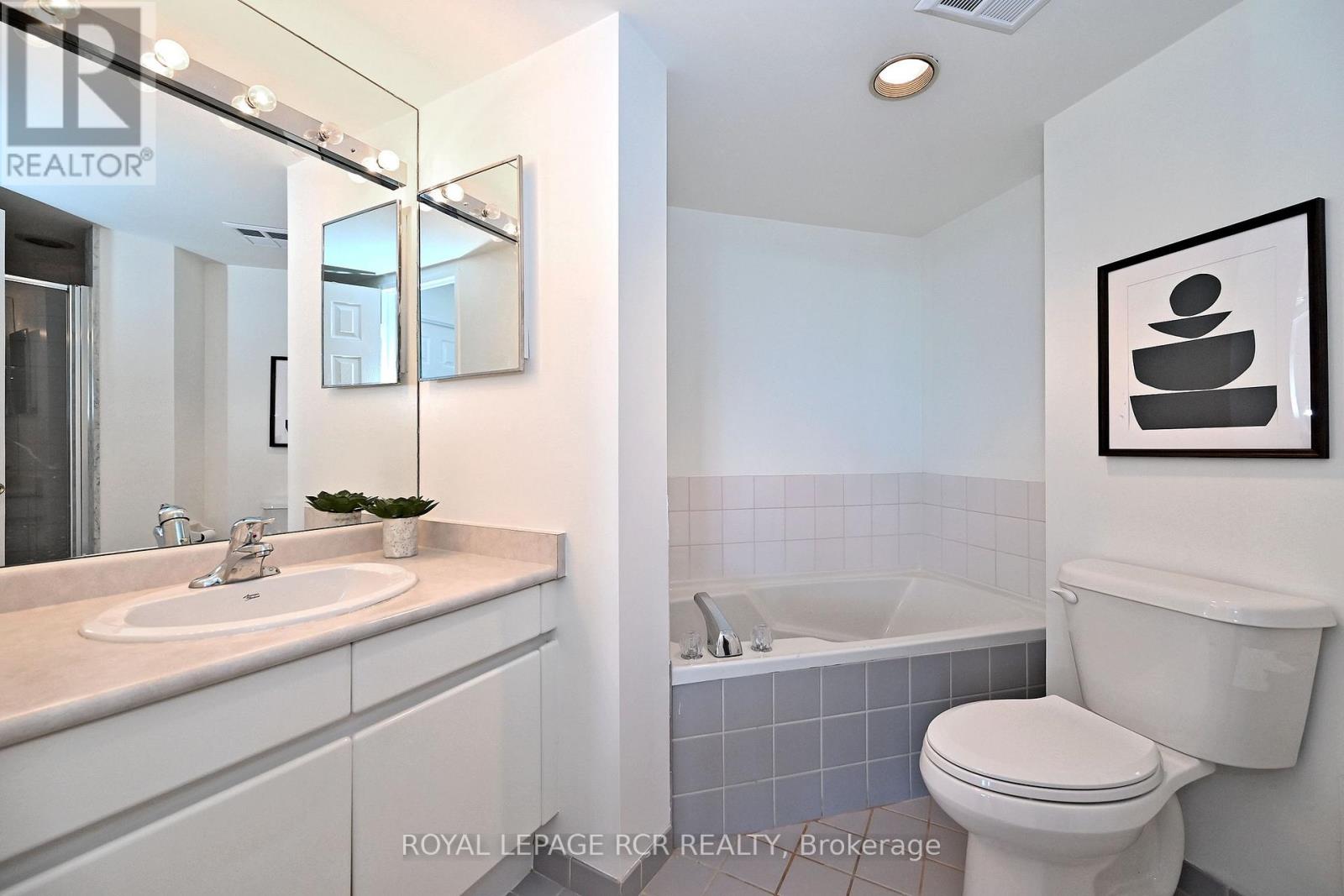 #706 7300 YONGE STREET - 40