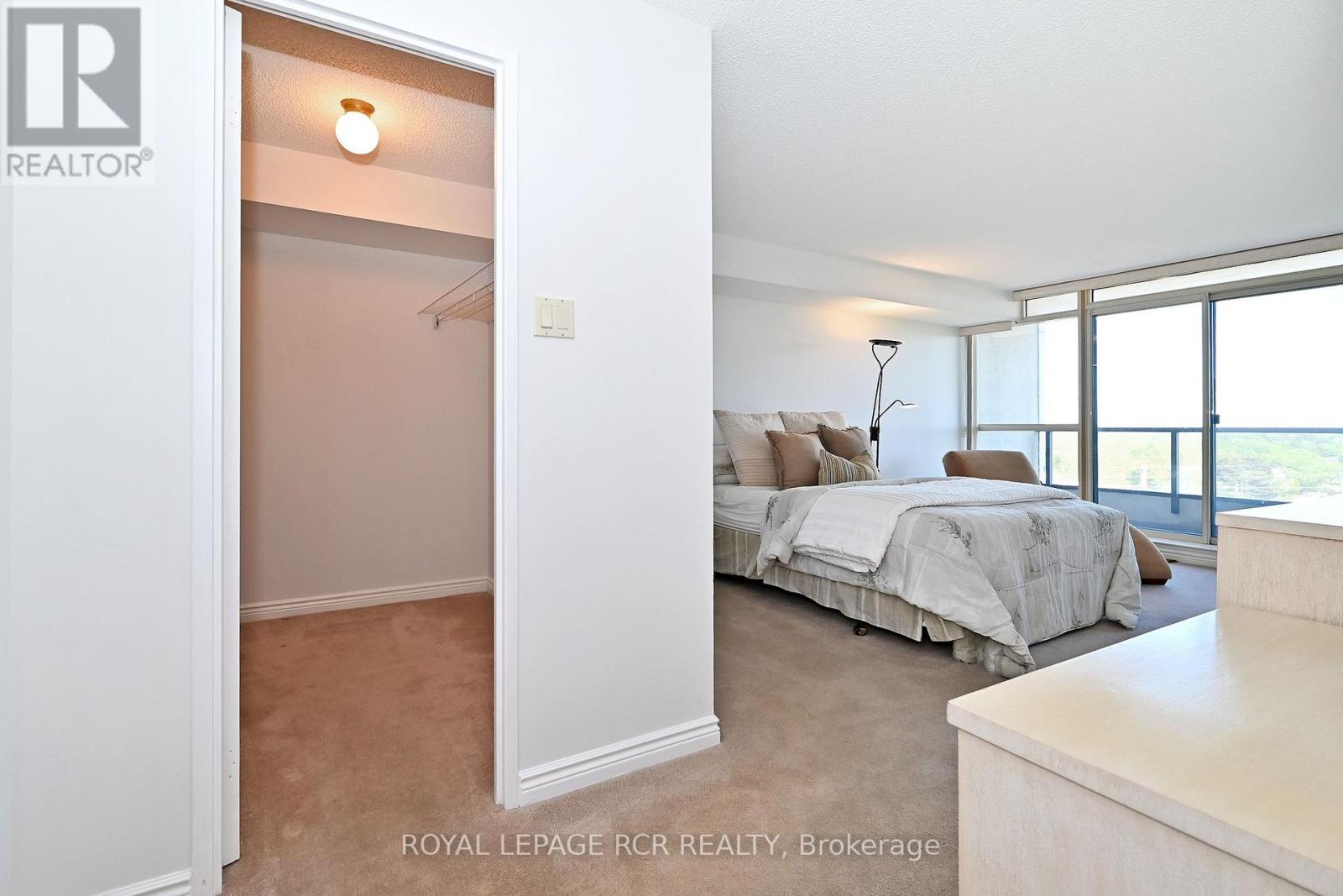 #706 7300 YONGE STREET - 43