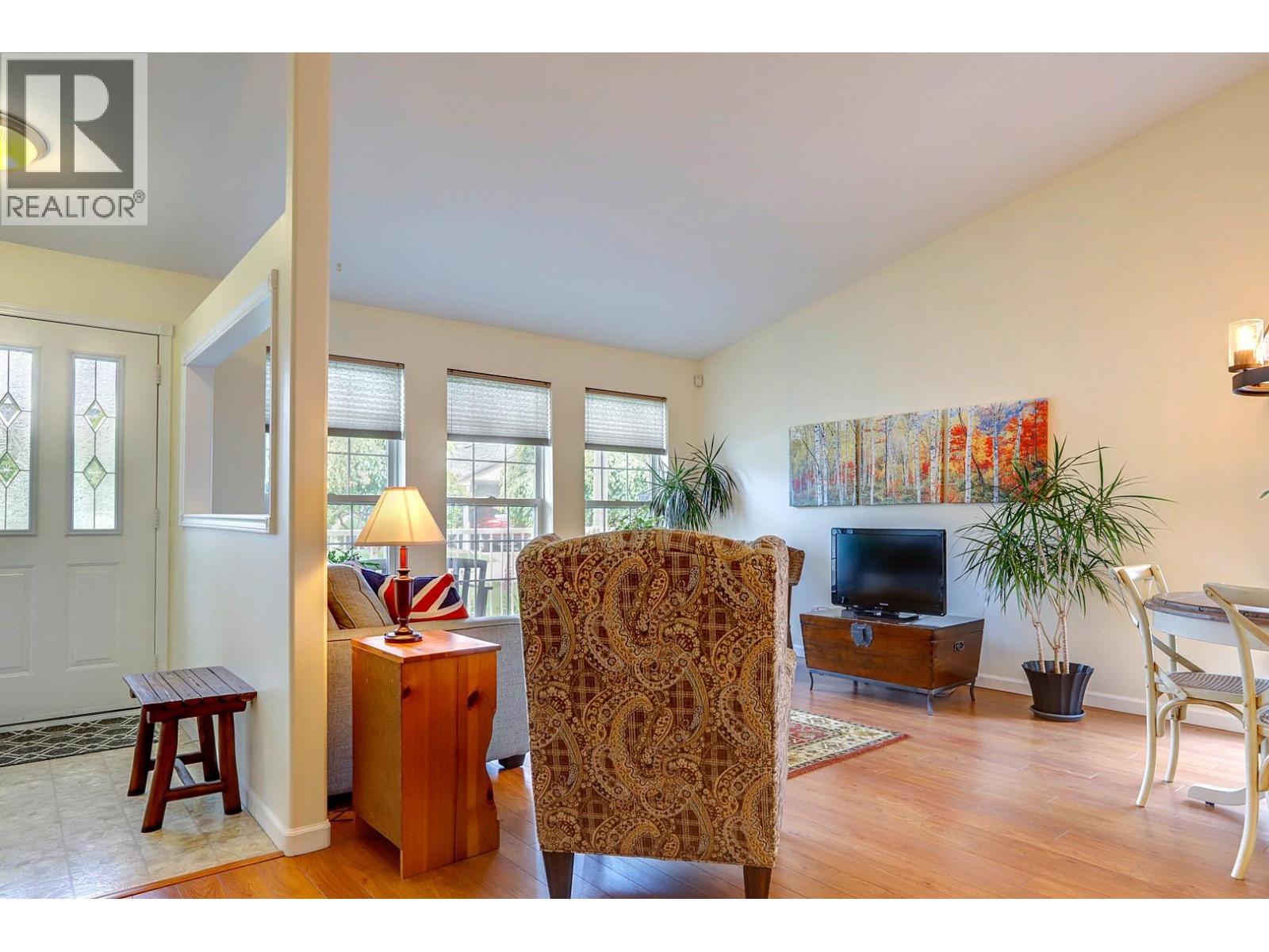 #4 3620 Patten Drive - 6