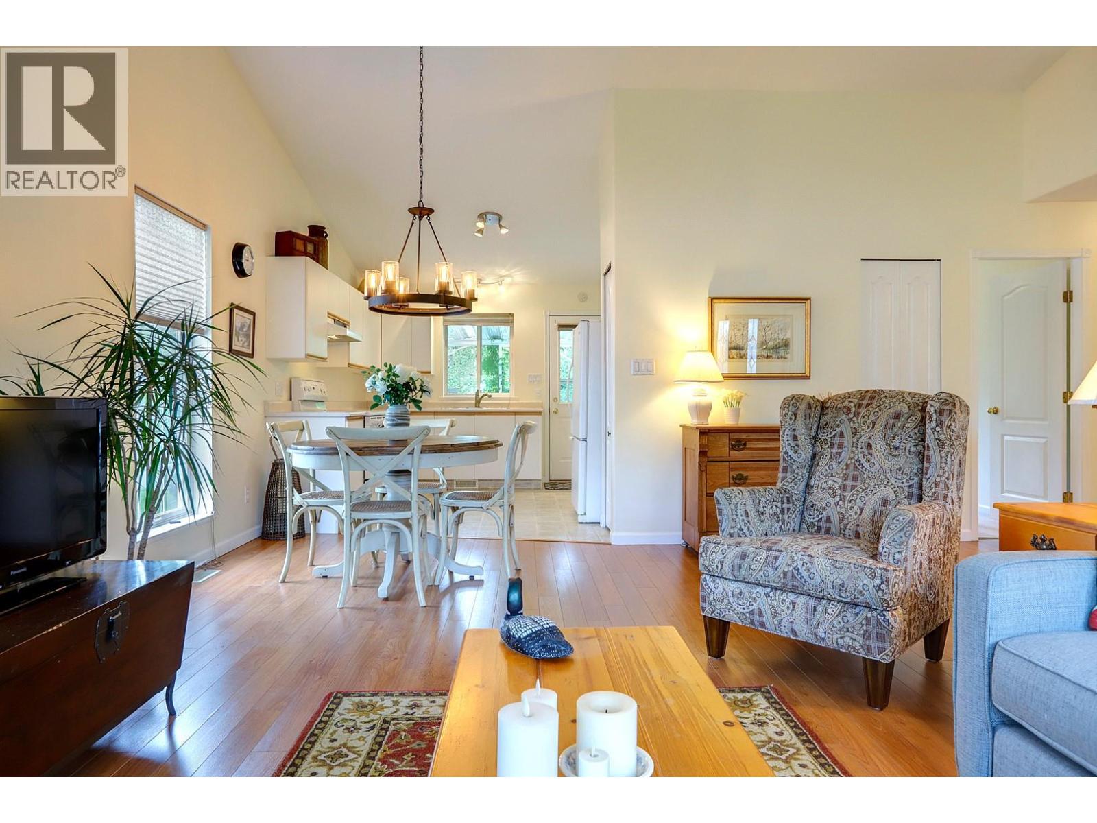 #4 3620 Patten Drive - 11