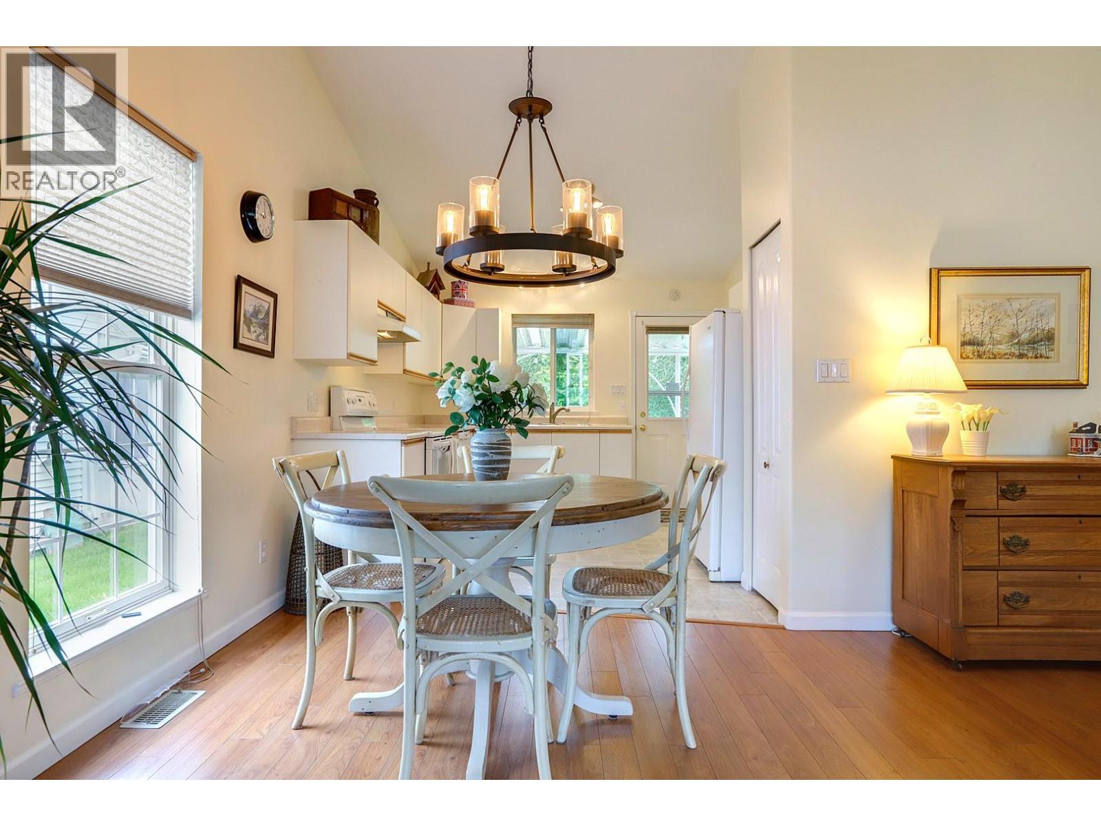 #4 3620 Patten Drive - 15