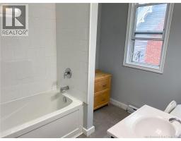 107-109 Highfield, photo 8