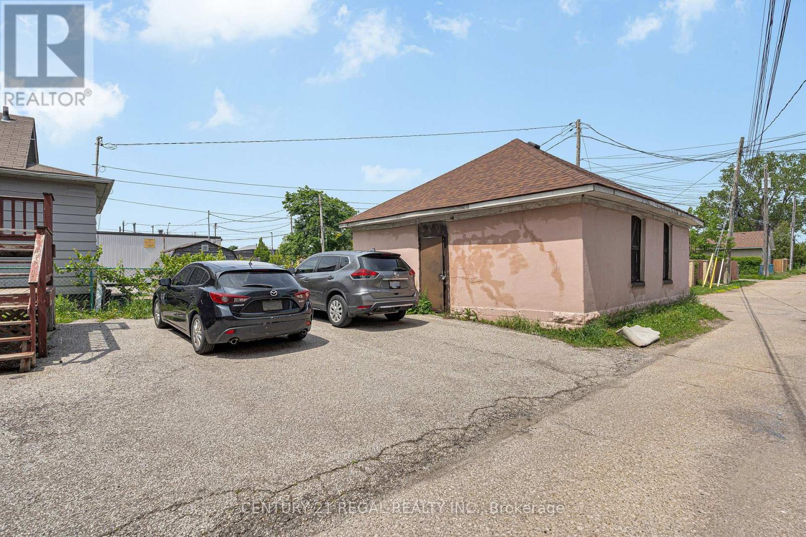 942 TECUMSEH ROAD E - 35