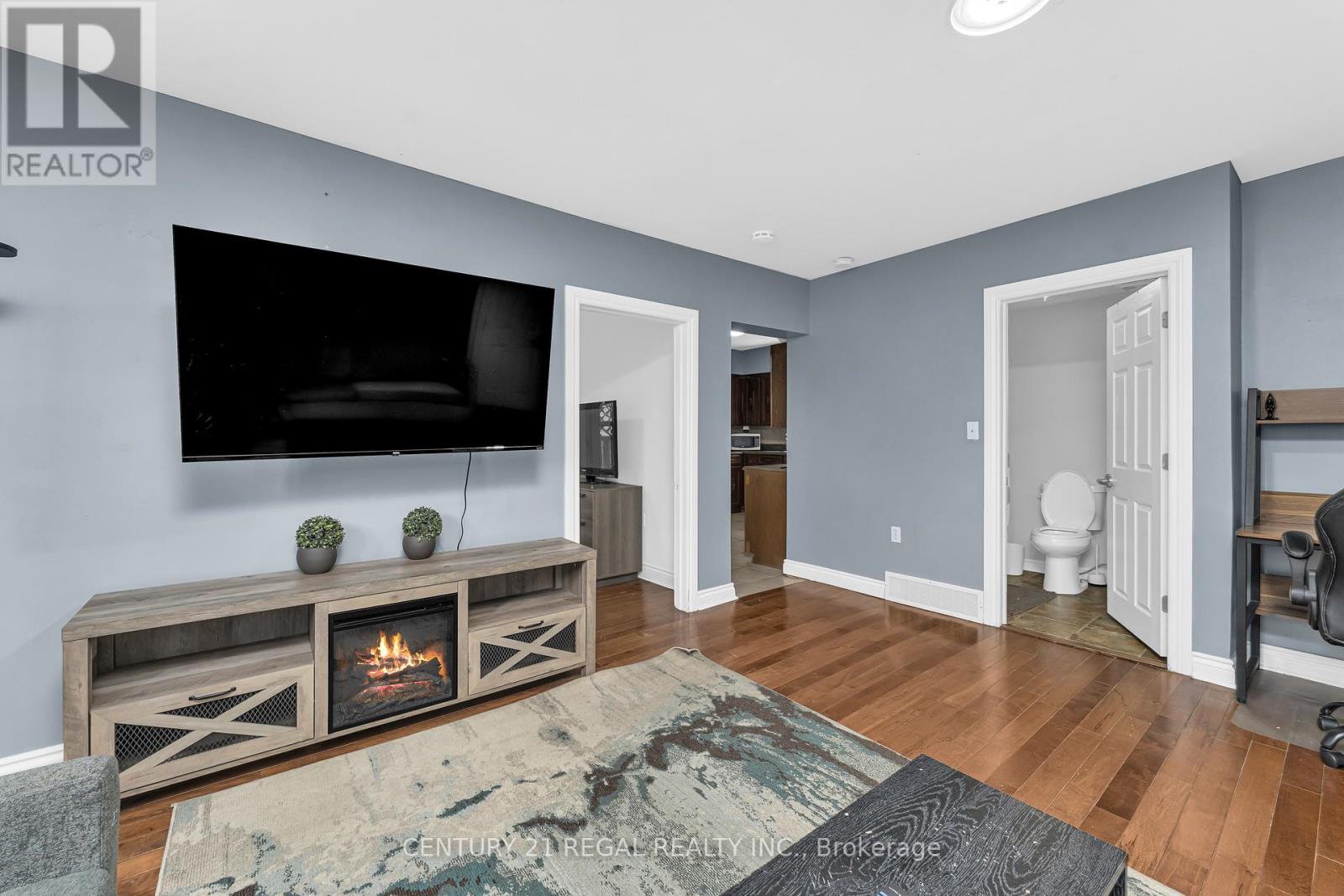 942 TECUMSEH ROAD E - 6