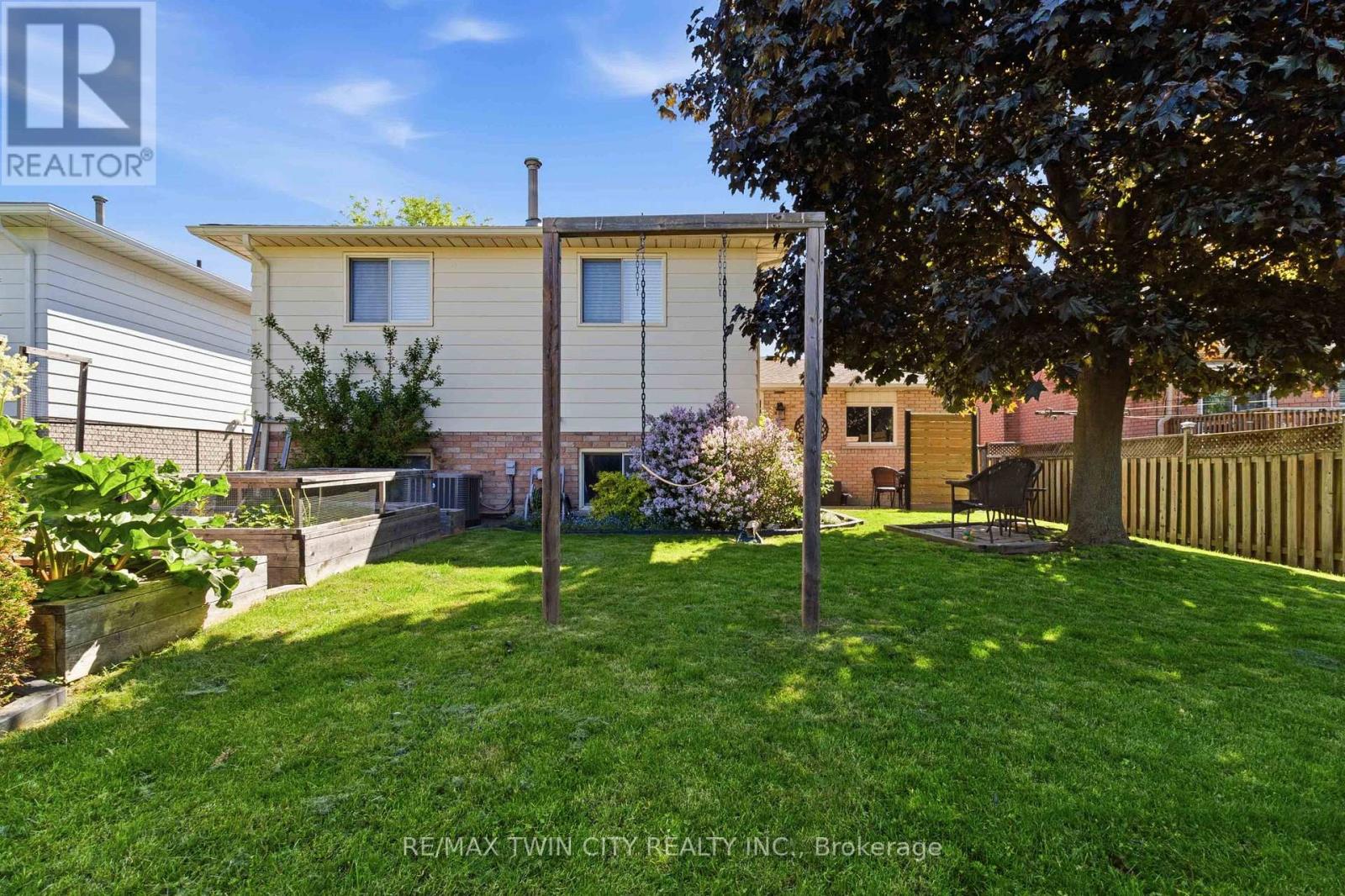 352 BRANTWOOD PARK ROAD - 28