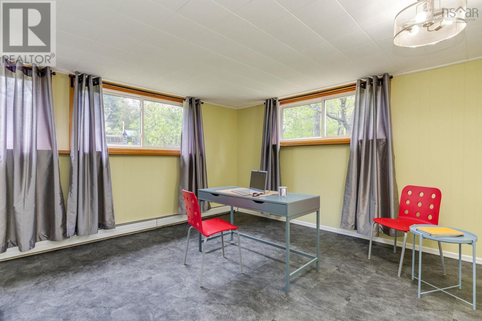 Property 3 of 46 of 49 Birkdale Crescent