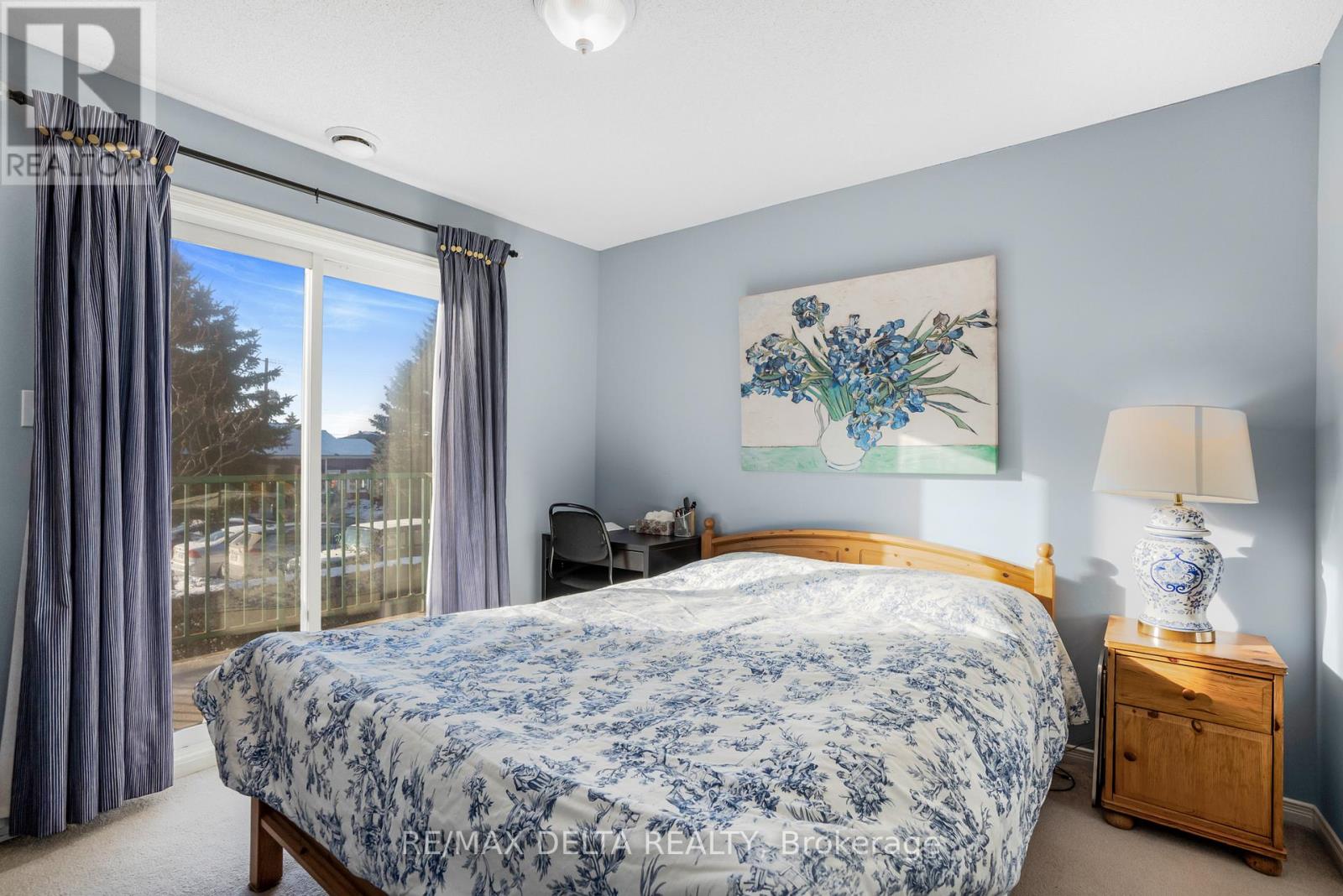#208 2927 LAURIER STREET - 19