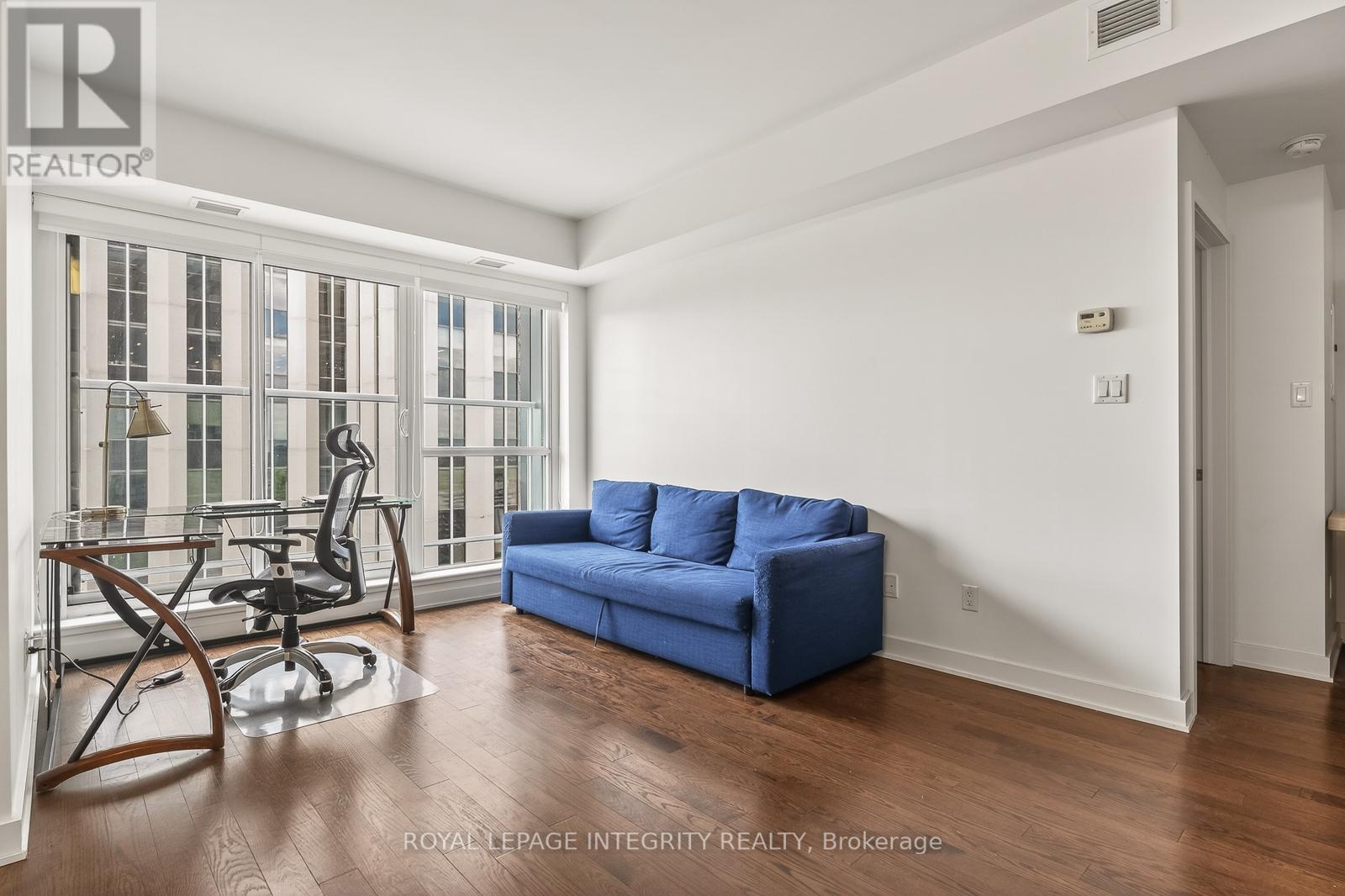 1 Bed, 1 Bath House for Rent in Ottawa – 2102 – 40 NEPEAN STREET, Ottawa – MLS# X13232336 - Image 11