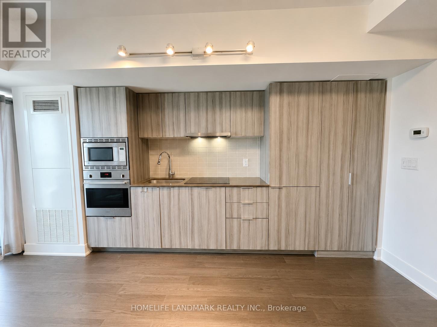 #2907 955 BAY STREET - 9