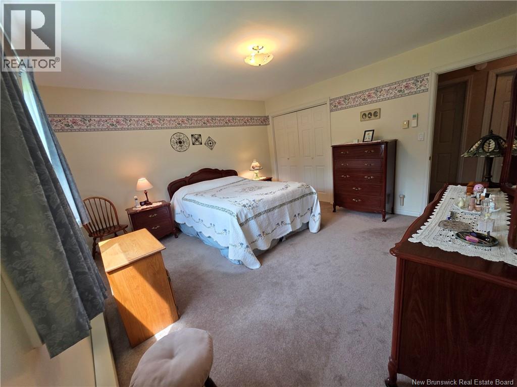 68 Somerset Drive - 23