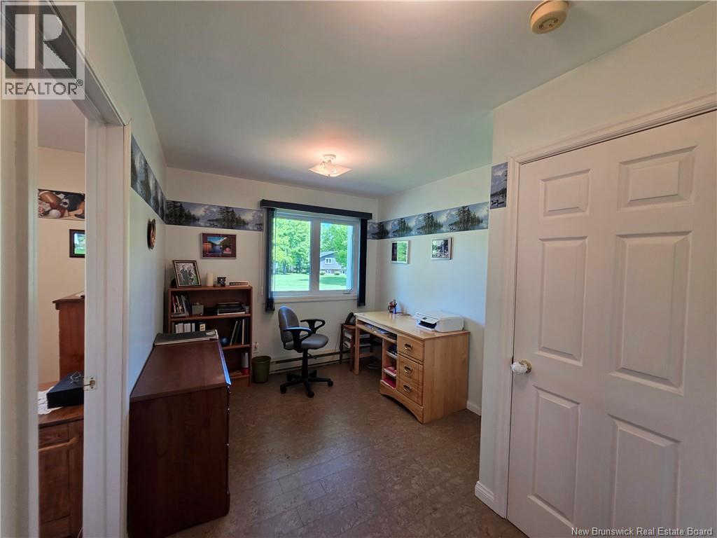 68 Somerset Drive - 32