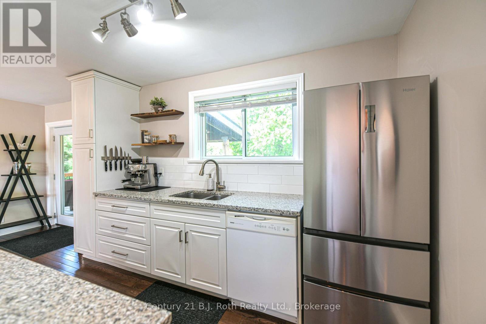 359 MILLARD STREET - 15