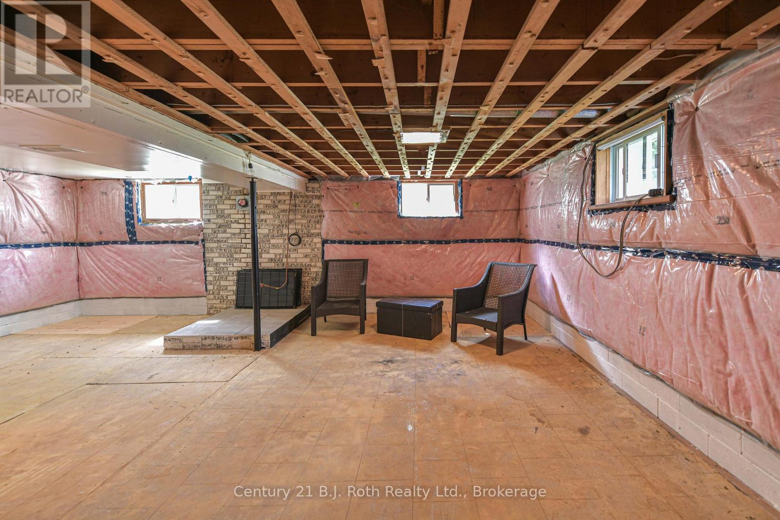 359 MILLARD STREET - 26