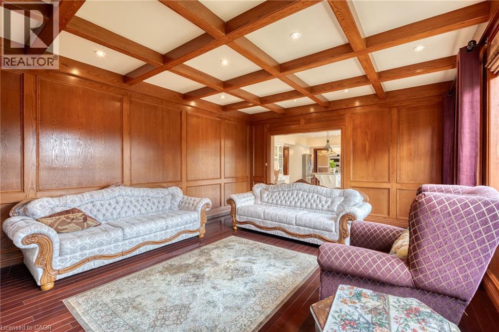 23 SUSAN Drive - 12