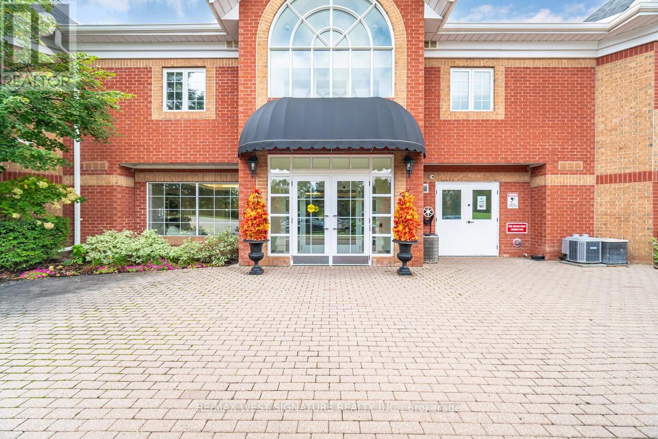 #105 75 TREELAWN BOULEVARD - 2
