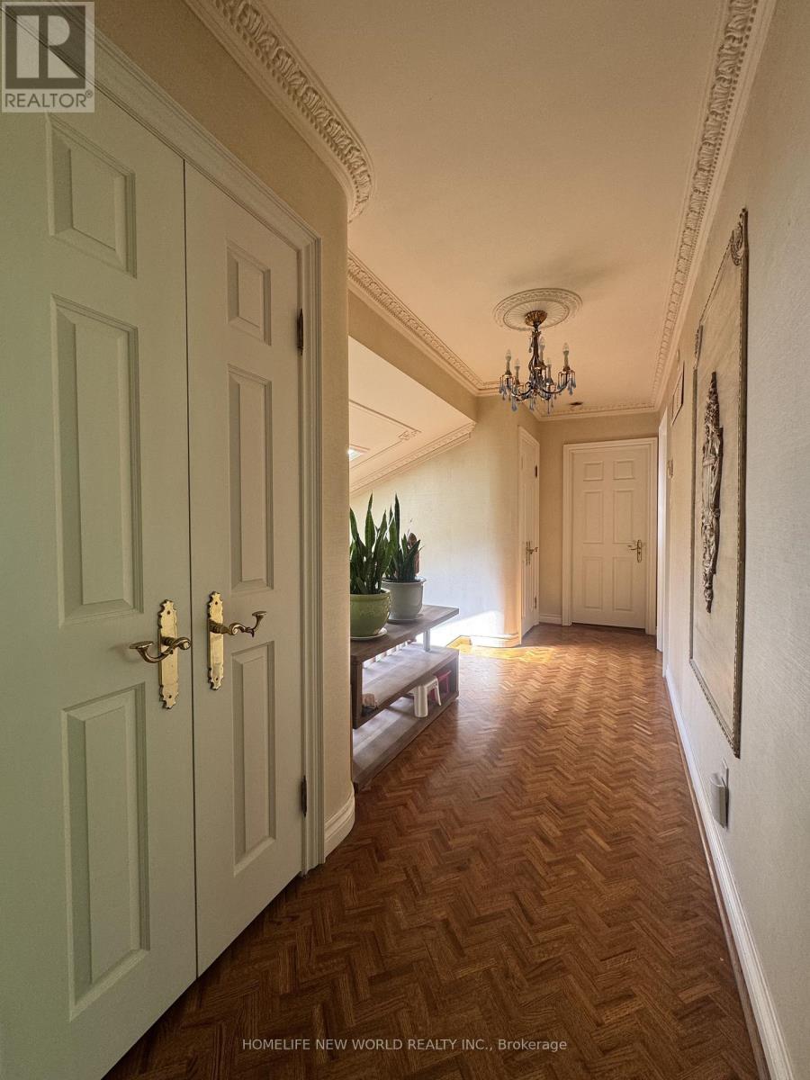 15 BRANTLEY CRESCENT - 10