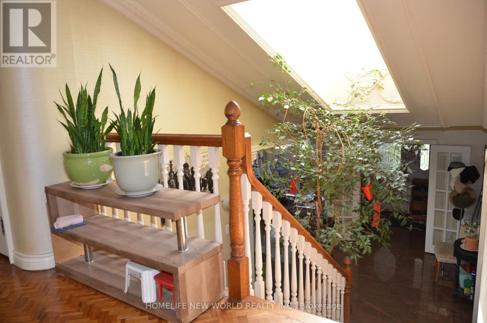 15 BRANTLEY CRESCENT - 12