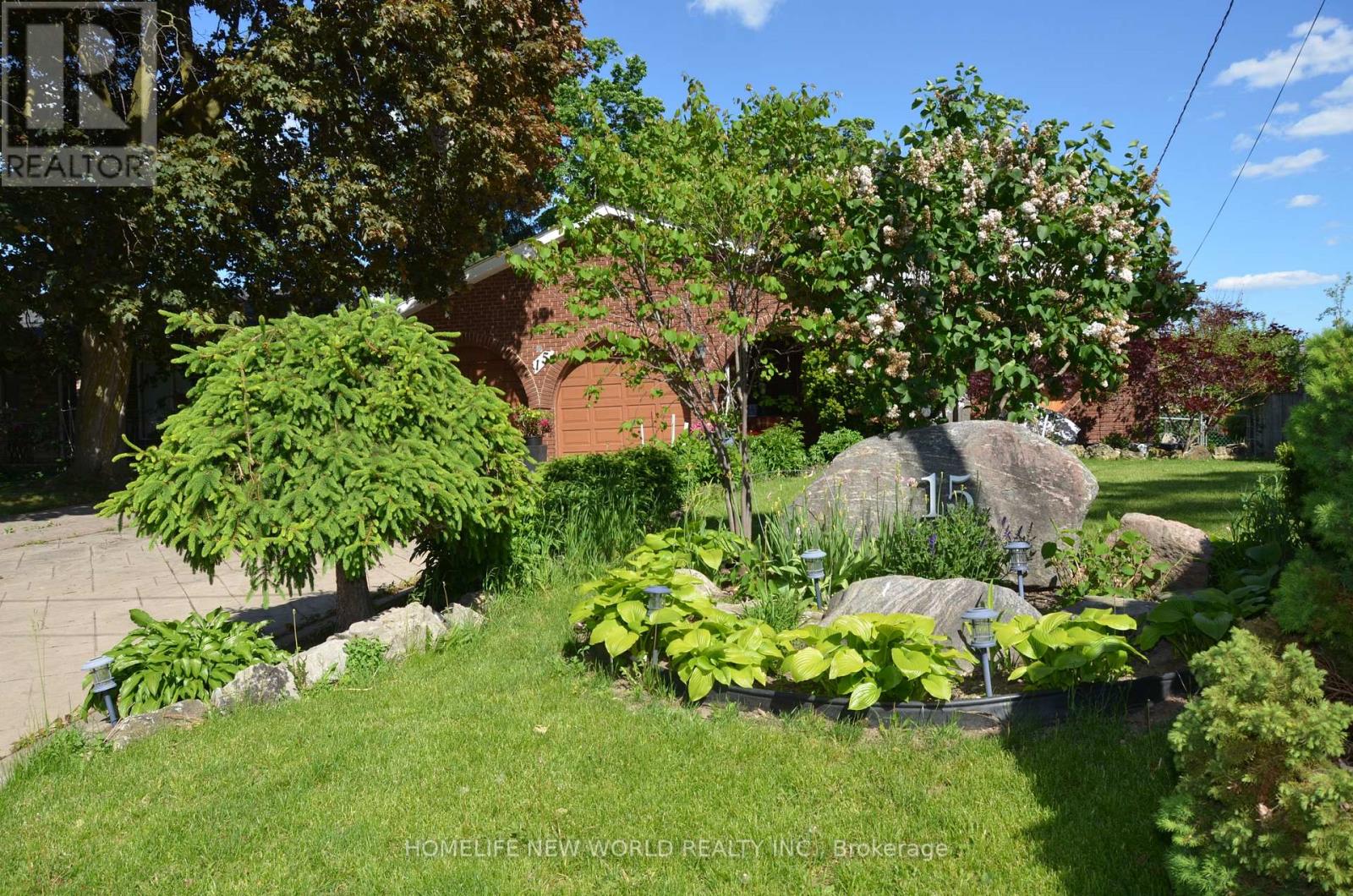 15 BRANTLEY CRESCENT - 2