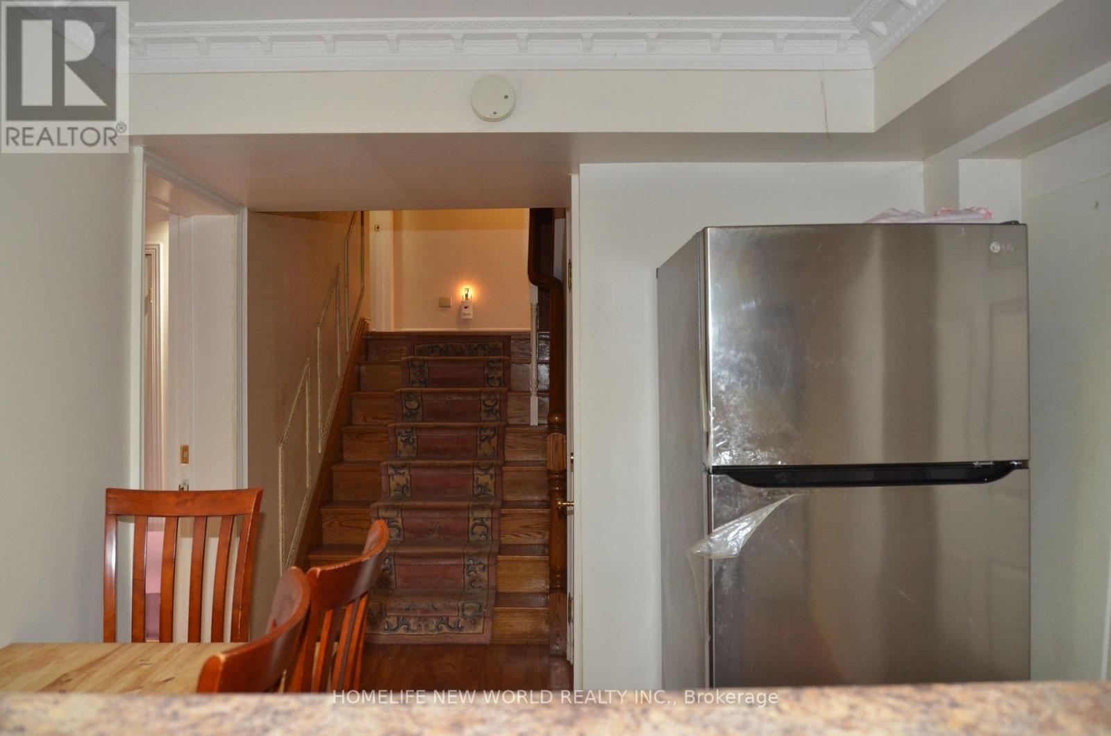 15 BRANTLEY CRESCENT - 20