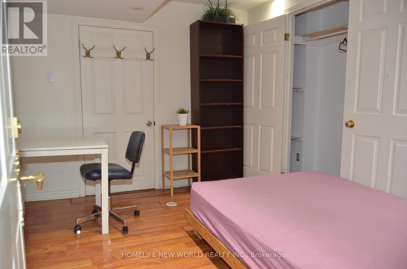 15 BRANTLEY CRESCENT - 22