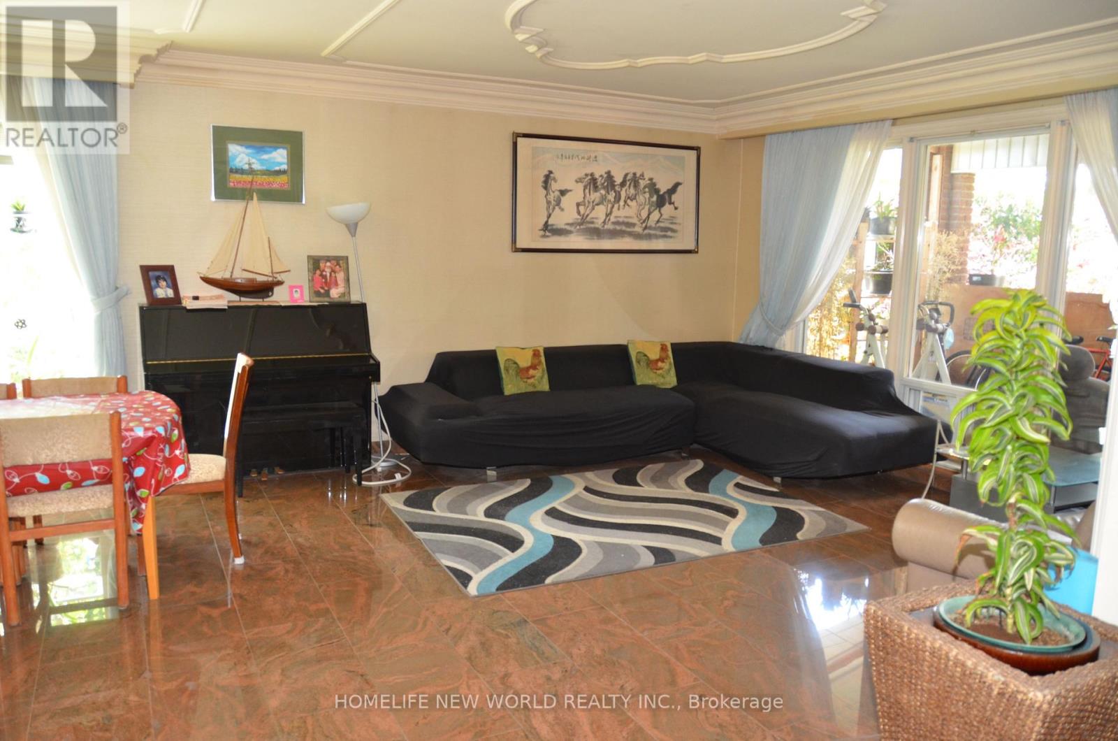 15 BRANTLEY CRESCENT - 4
