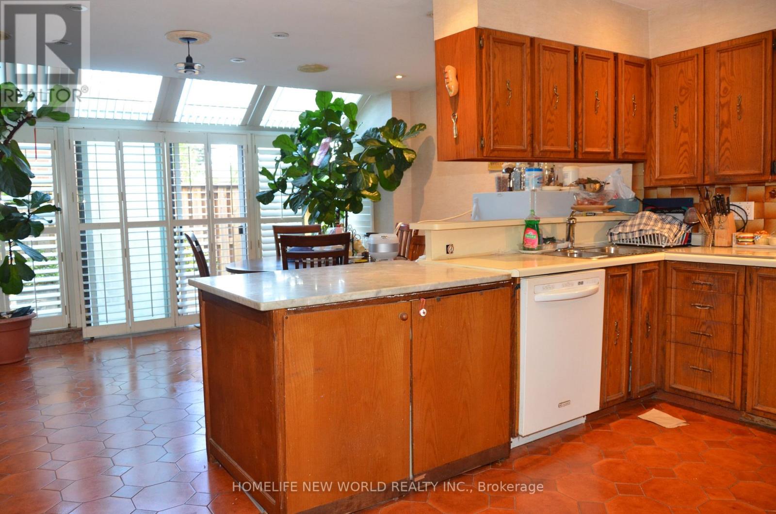 15 BRANTLEY CRESCENT - 7
