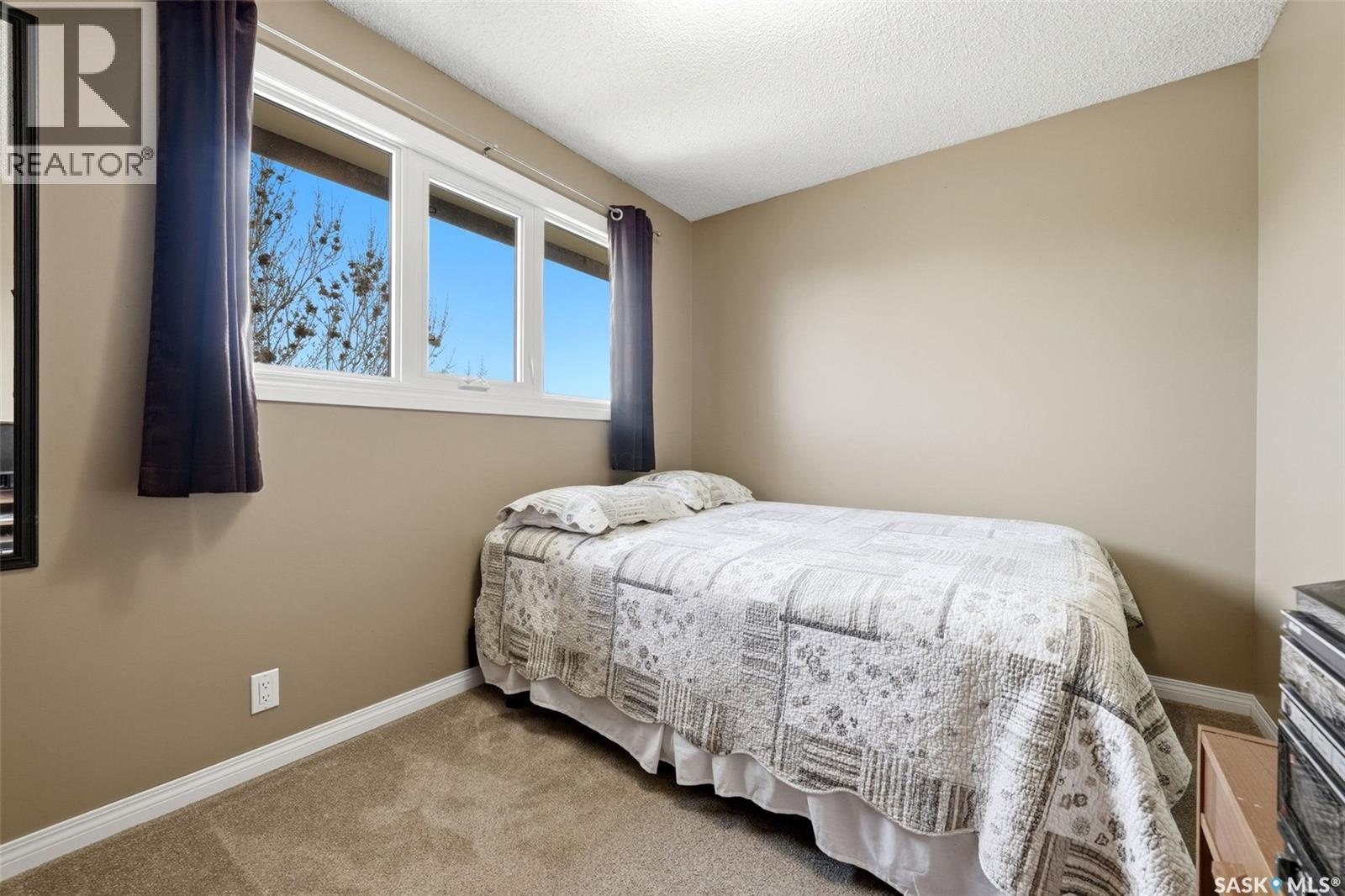 27 Cowie ROAD - 31