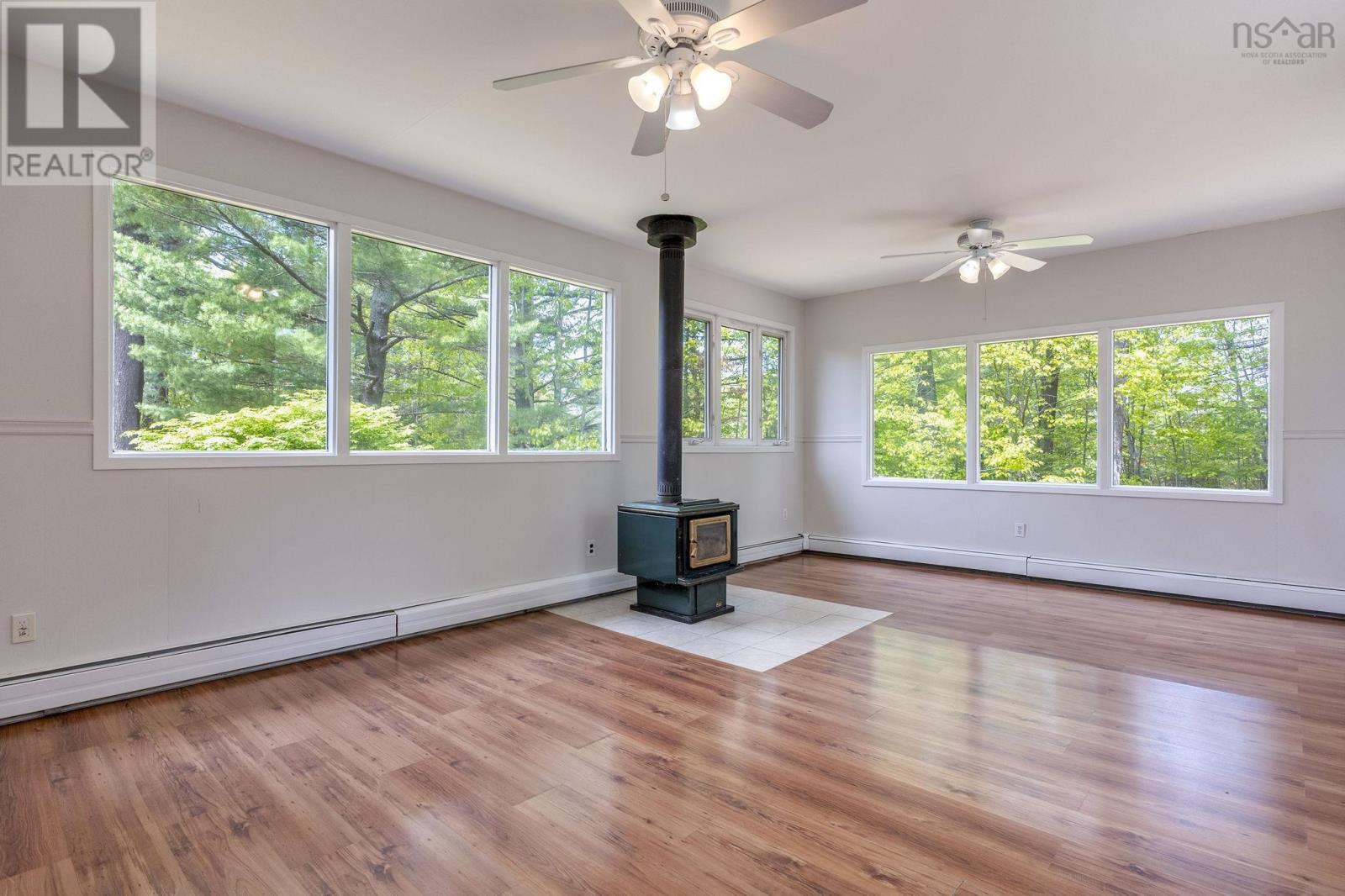 1432 George Street E - 11