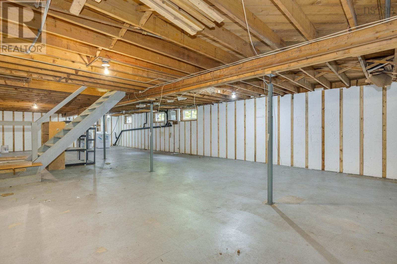 1432 George Street E - 36