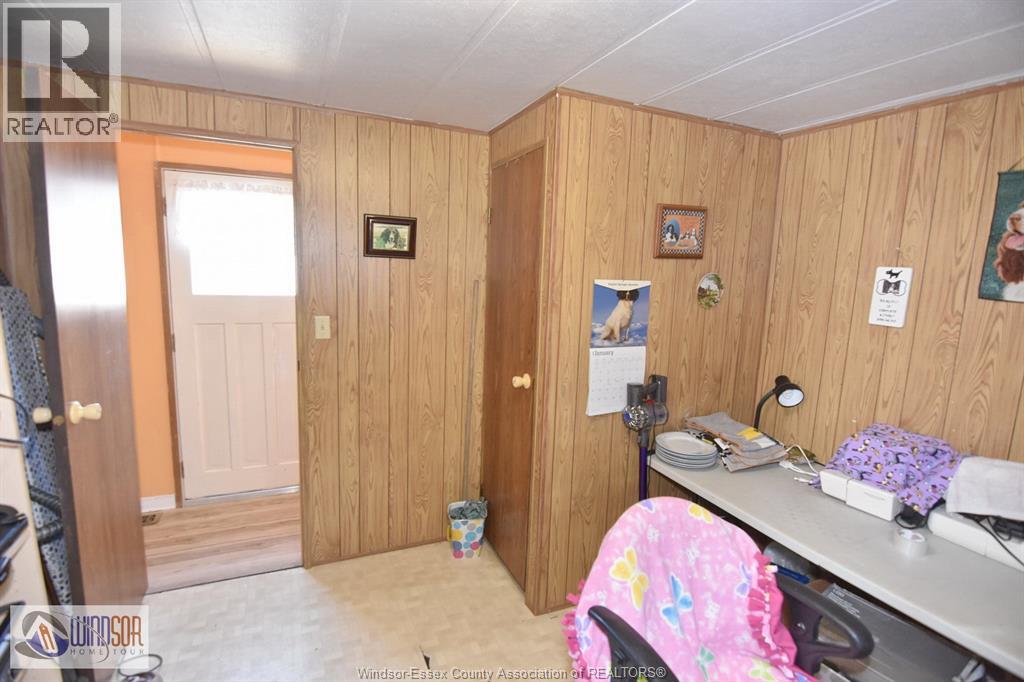 327 REGENT COURT - 31