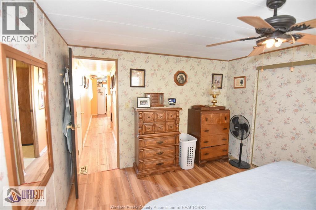 327 REGENT COURT - 33