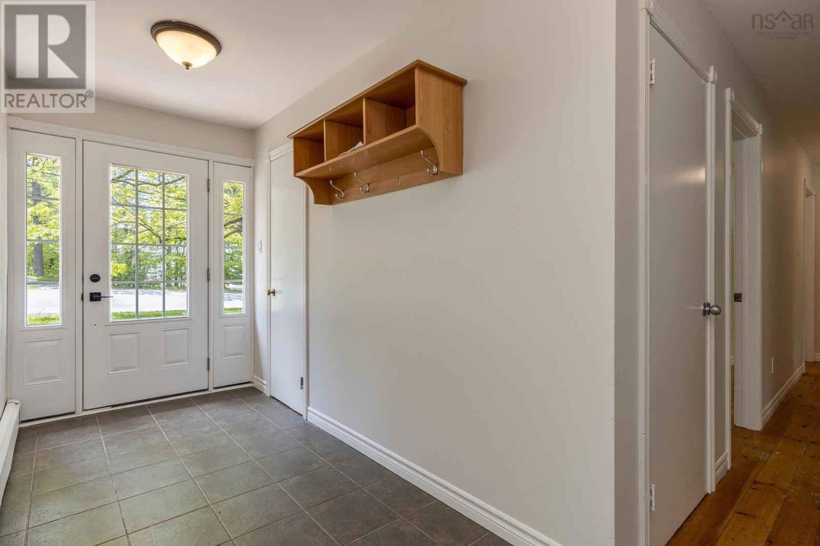 1432 George Street E - 4