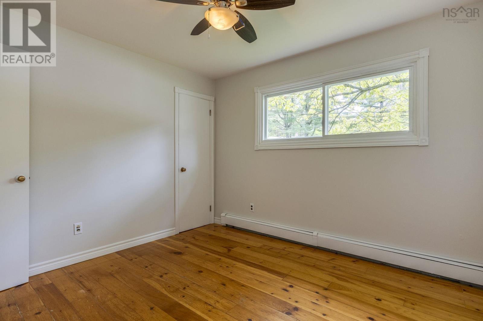1432 George Street E - 19