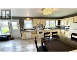 378 Rue De L'ile, Caraquet, NB E1W1B5 Photo 11