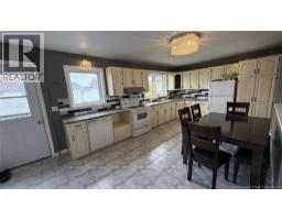 378 Rue De L'ile, Caraquet, NB E1W1B5 Photo 14