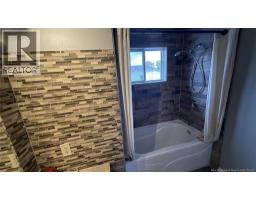 378 Rue De L'ile, Caraquet, NB E1W1B5 Photo 23