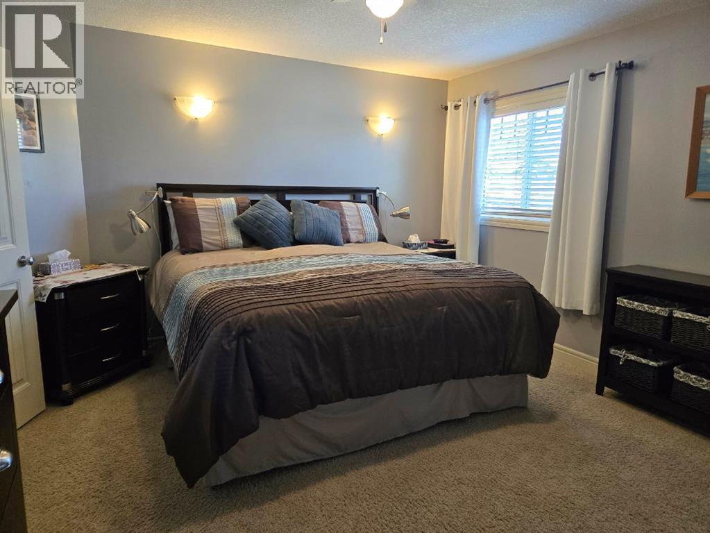 8563 69 Avenue - 21